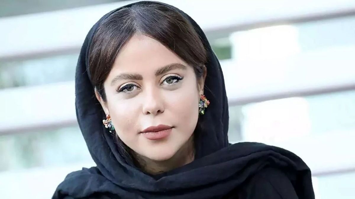 ظاهر متفاوت الهام اخوان مجری ماه رمضان در خارج از صداوسیما