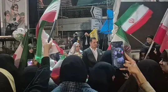 عکس عروس و داماد در تجمع‌های شبانه تهران