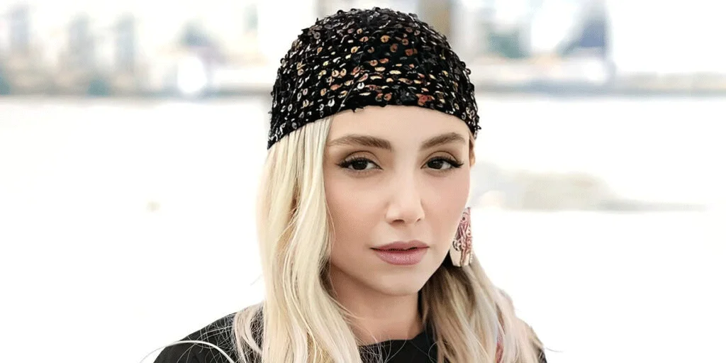 معرفی زیباترین بازیگران ایران؛ نازنین بیاتی