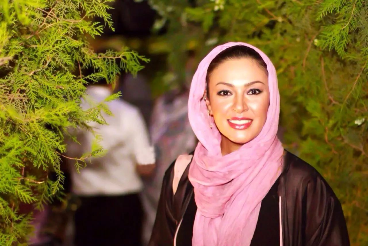 جوانی زیبا بروفه در 27 سالگی در دوشیزه