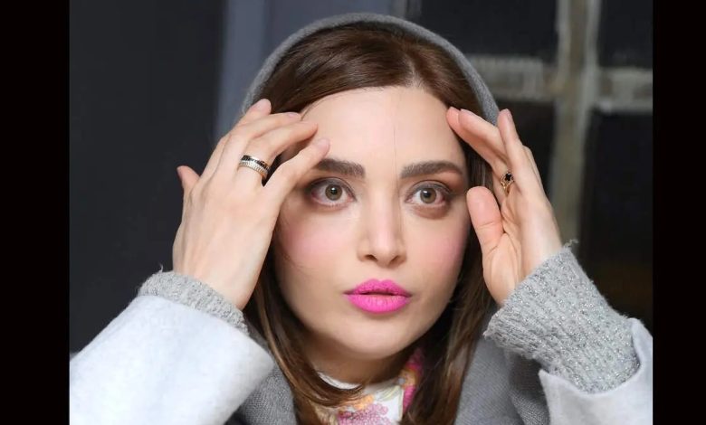 استایل بهنوش طباطبایی در جشن حافظ