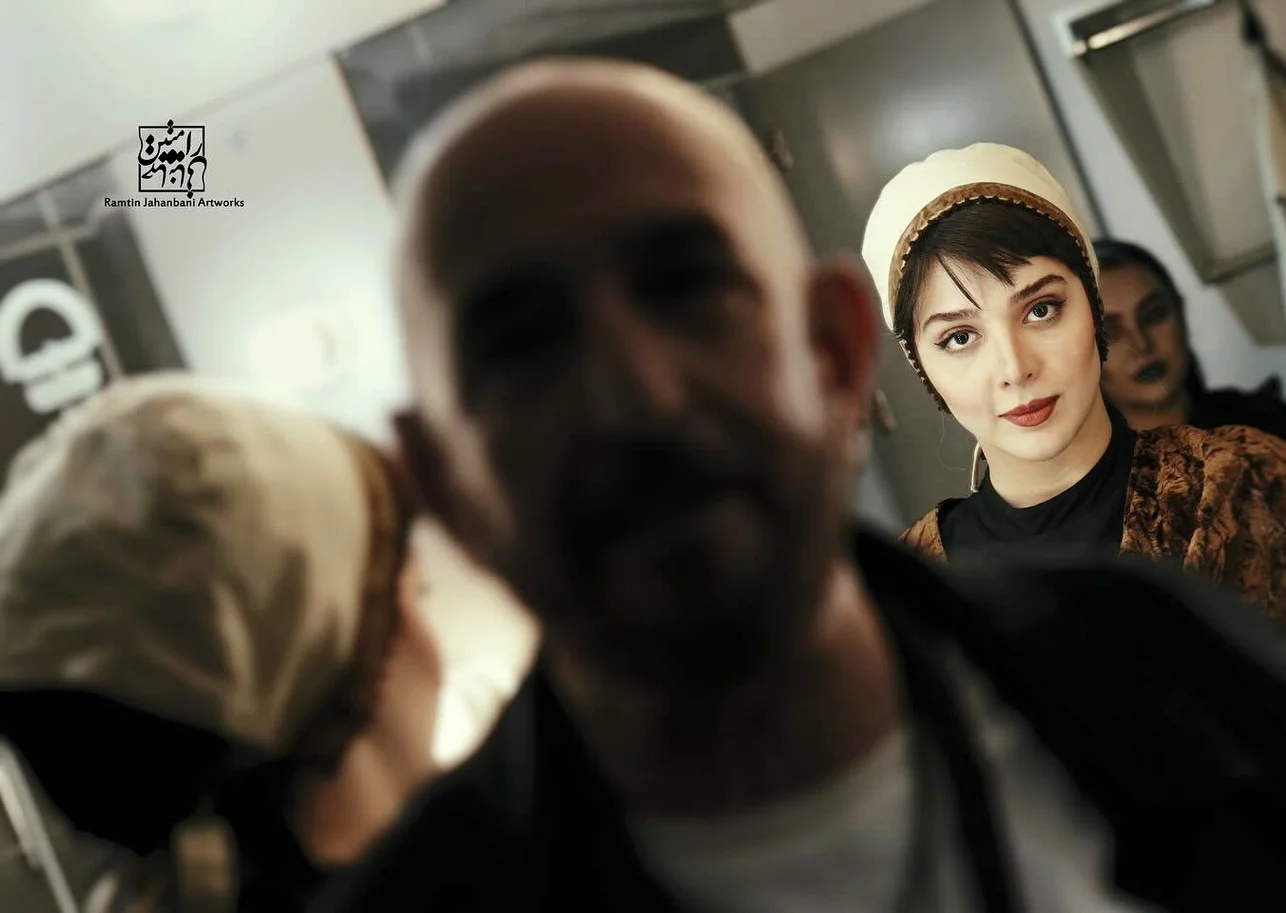 سفر در زمان؛ «یاسمن وحدت» سریال لحظه گرگ و میش در پشت صحنه یک تئاتر؛ سال 1403