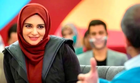 عکس| سفر زمان؛ «لیندا کیانی» در کنار مادرش؛ دهه 90