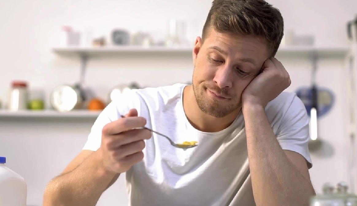 احساس این طعم ها در دهان نشانه آلزایمر، پارکینسون، کرونا، رفلاکس معده و عفونت است!