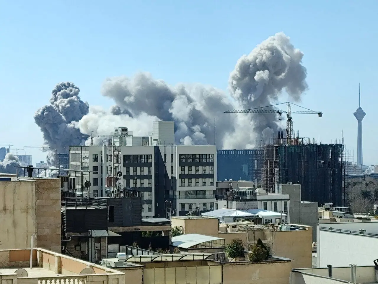 آلودگی هوا ناشی از انفجارها حاوی چه ترکیباتی است؟