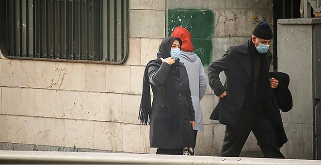 مردم در خانه بمانند / خطر استنشاق گازهای سمی