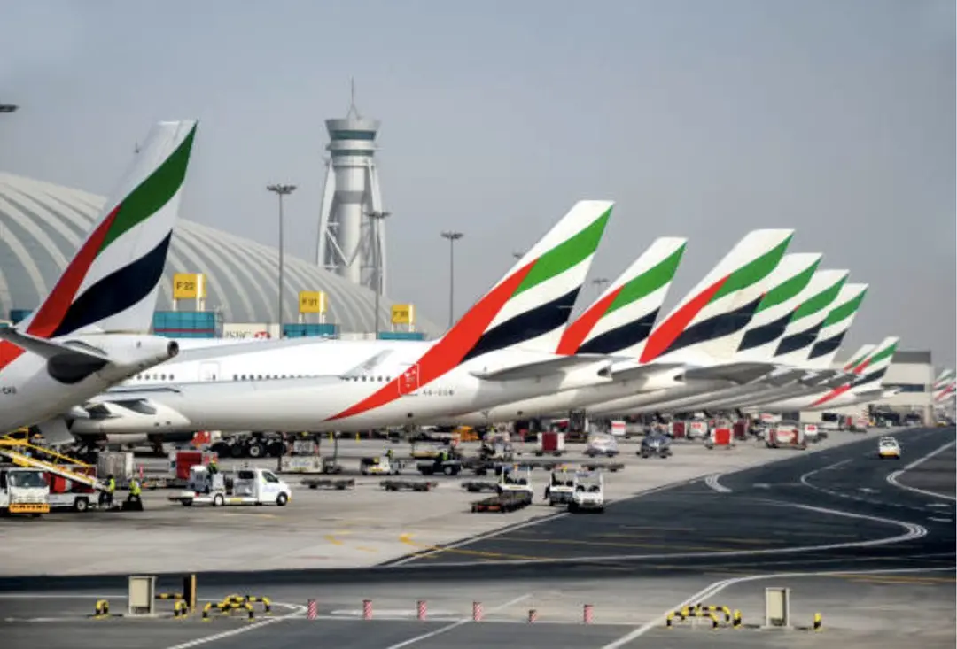 (ویدئو) وضعیت هولناک فرودگاه دبی بعد از حملات پهپادی ایران