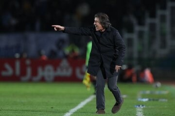 اولتیماتوم جدی ساپینتو به ۳ ستاره استقلال؛ دیگر به شما بازی نمی‌دهم!