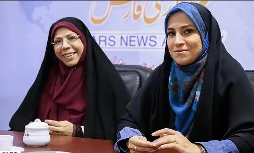 نگاه روز | قاب زیبا از خانم مجری صدا و سیما در کنار 2 دختر قدبلند و خوش سیمایش؛ آنها چخماقی های معروفند!