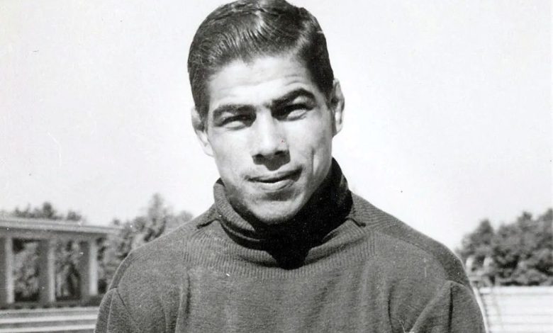 بیوگرافی غلامرضا تختی؛ از خانیآباد تا سکوهای المپیک و راز مرگ او+ عکس های خانوادگی