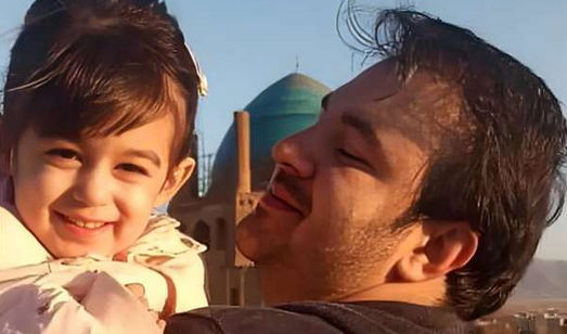 بیوگرافی محمدرضا احمدی / خبرنگاری که داغ دخترش را دید