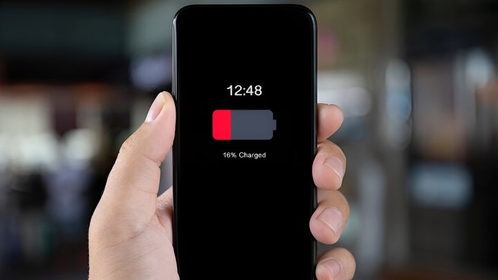 راز دیر رسیدن پیامها و نوتیفیکیشنها / نباید حالت ذخیره باتری گوشی را روشن بگذاریم؟