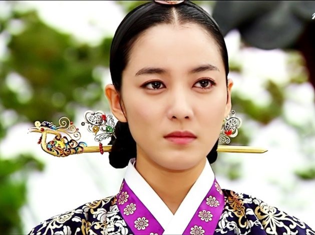 ازدواج پرسروصدای بازیگر نقش چانسو و بانو جانگ در سریال دونگی + عکس