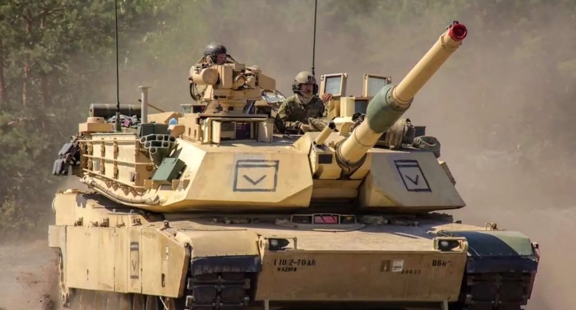 اولین نسخه تانک جدید M۱E۳ به ارتش آمریکا تحویل داده شد