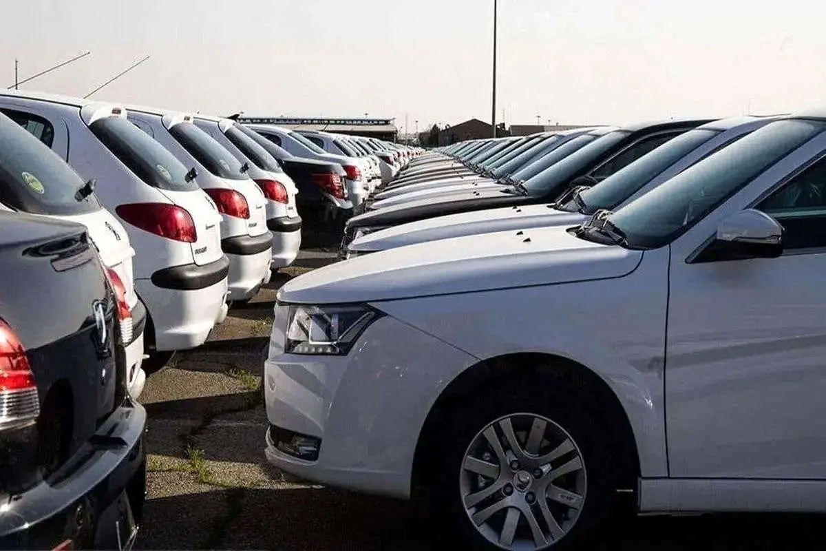 قیمت خودرو امروز 1 بهمن ۱۴۰۴ / کدام خودروها گران شدند؟