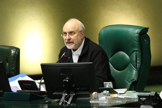 قالیباف پزشکیان را تهدید کرد / گرانی‌ها برطرف نشود استیضاح می‌کنیم + فیلم