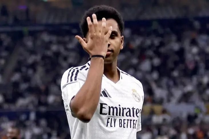 ستاره منچسترسیتی یک قدم به رئال مادرید نزدیک‌تر شد