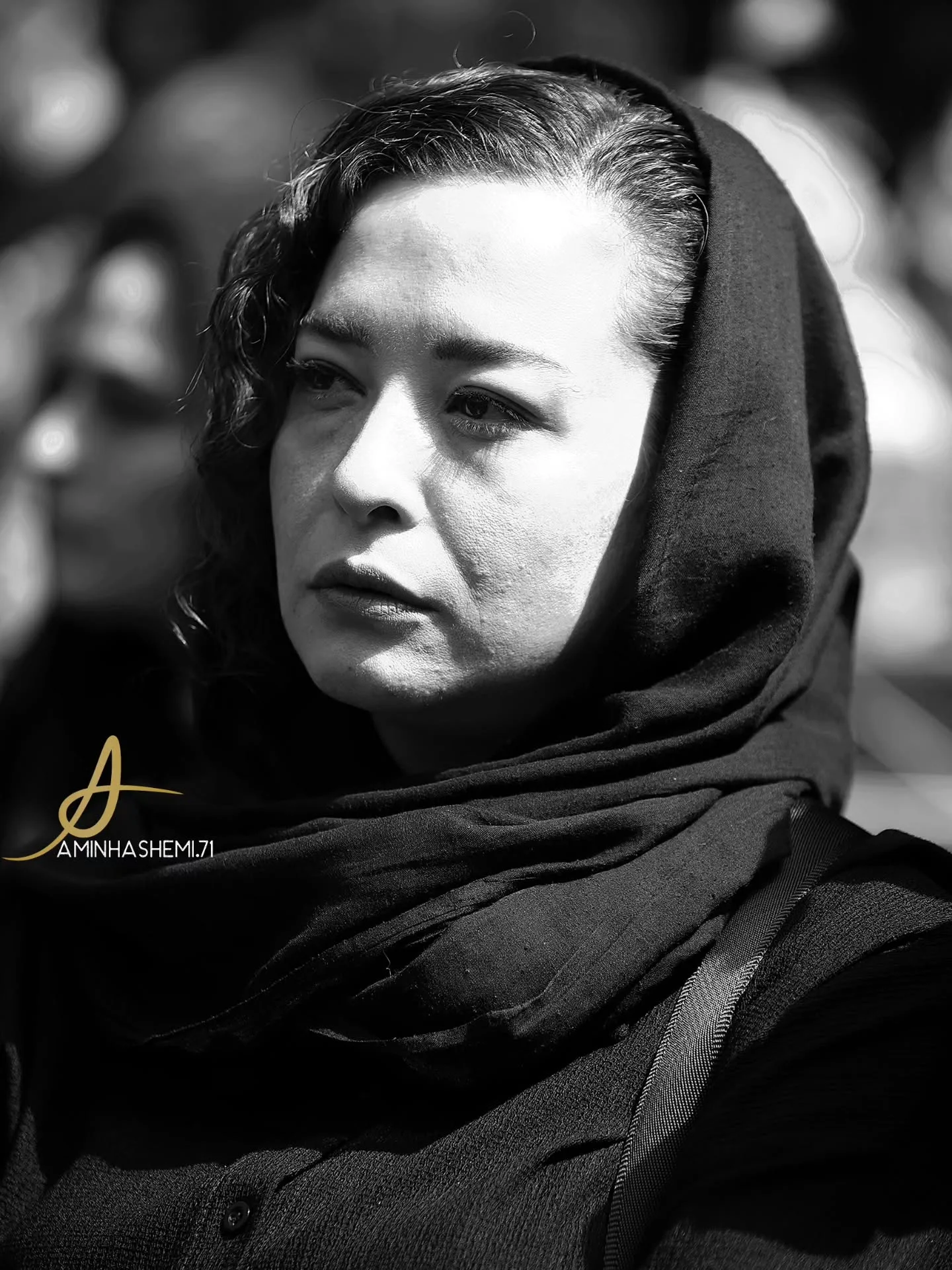 مهراوه شریفی نیا در مراسم اکبر عبدی
