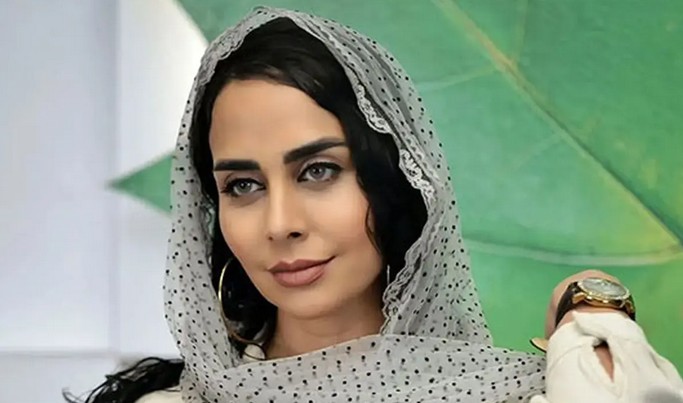 ماشین زمان| «طلا، سوسن، انیس و زیبا» (سریال سوجان) در حاشیۀ کنسرت بانوان