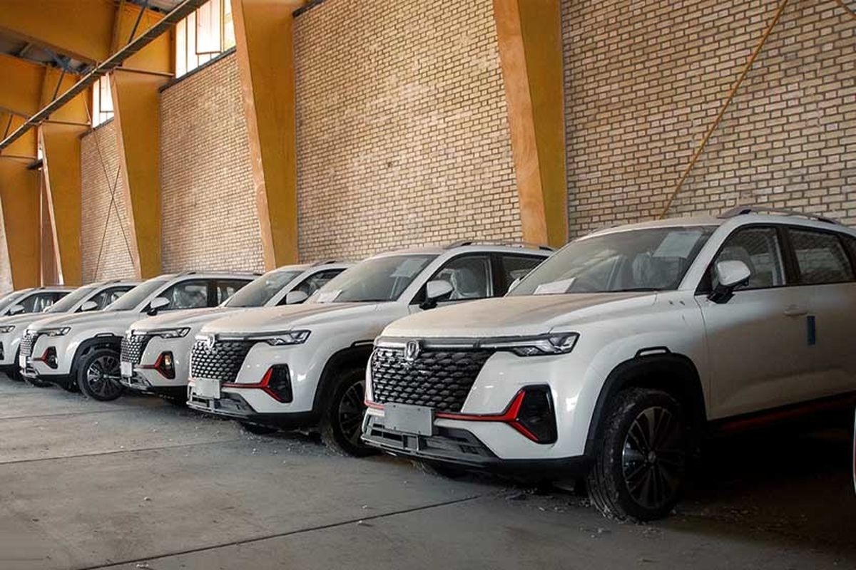 پرداخت قیمت ۳ بنز برای یک تویوتا! / چگونه خودروی ۳۰ هزار دلاری، ۸ میلیارد تومان شد؟