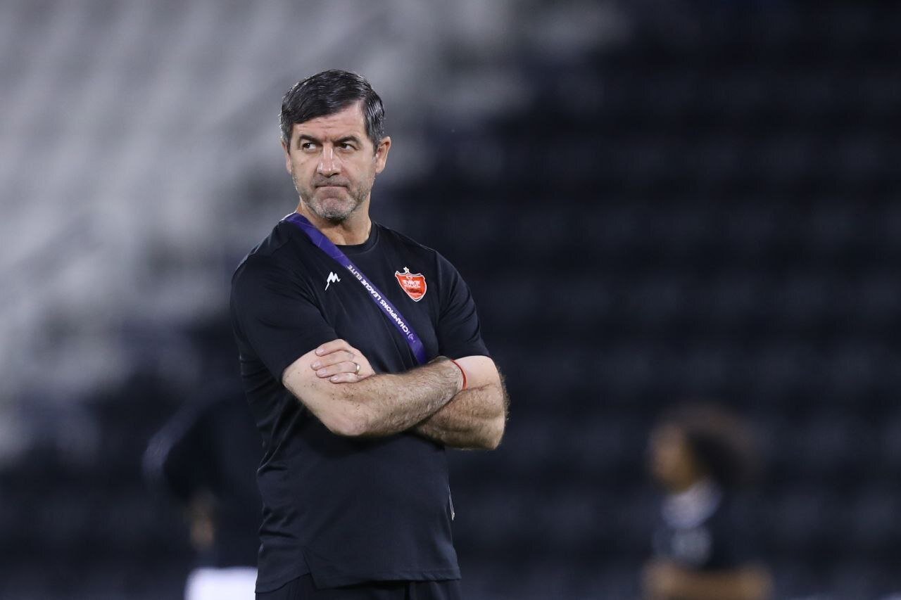 اولین واکنش کریم باقری به فحاشی ناموسی هواداران تراکتور