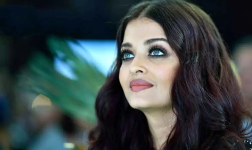 گاهی به چیدمان خانه کاح مانند و دوبلکسِ آیشواریا و همسرش آبشیک باچان