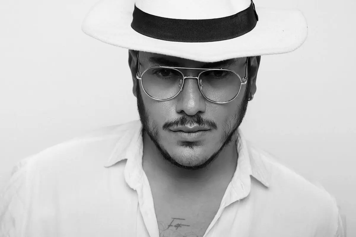 رونمایی از پدر و مادر باکلاس و میلیاردر اشوان و نوید پورفرج + ویدئو