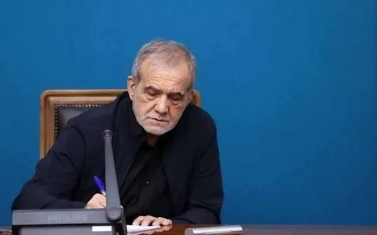 رئیس جمهور: شهادت مظلومانه کمال خرازی را تسلیت می گویم