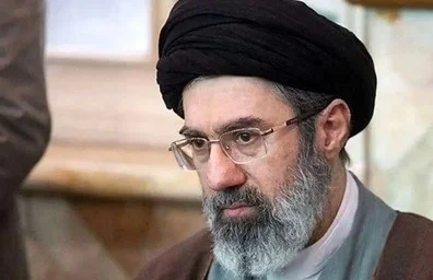 عکس کودکی آیت الله مجتبی خامنه ای همراه 3 برادر و 2 خواهرش کنار رهبری انقلاب از کودکی تا الان ! / داماد و عروس چه کسانی هستند؟