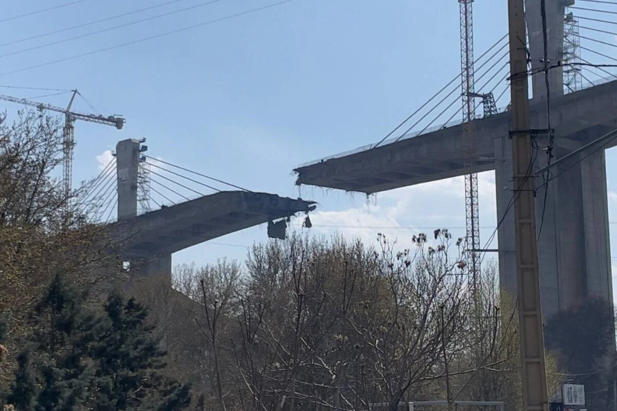 مستند کوتاه از لحظات بعد از حملات هوایی به پل B۱ کرج