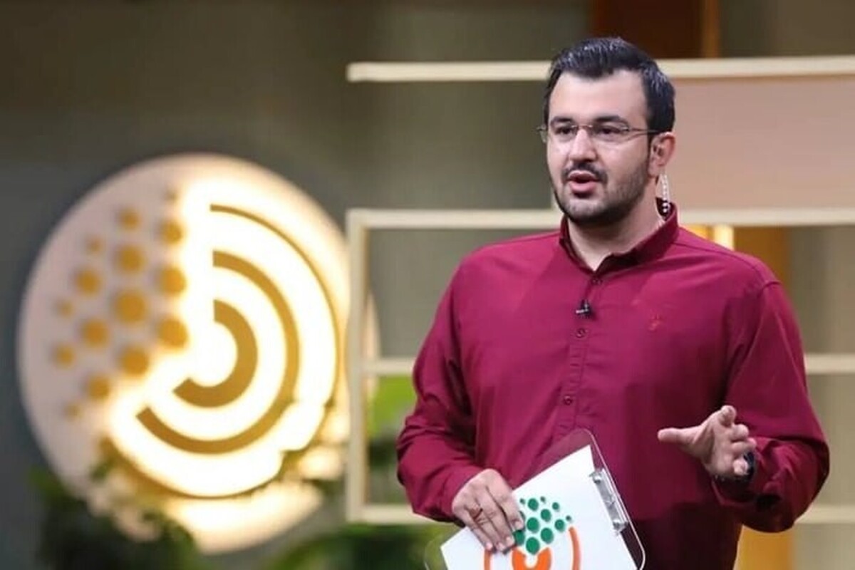 محمدرضا احمدی عزادار شد / علت درگذشت دختر خردسال مجری صداوسیما