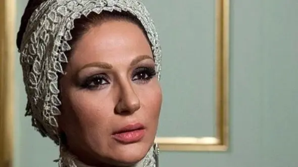 بیوگرافی ساغر عزیزی، فرح معمای شاه