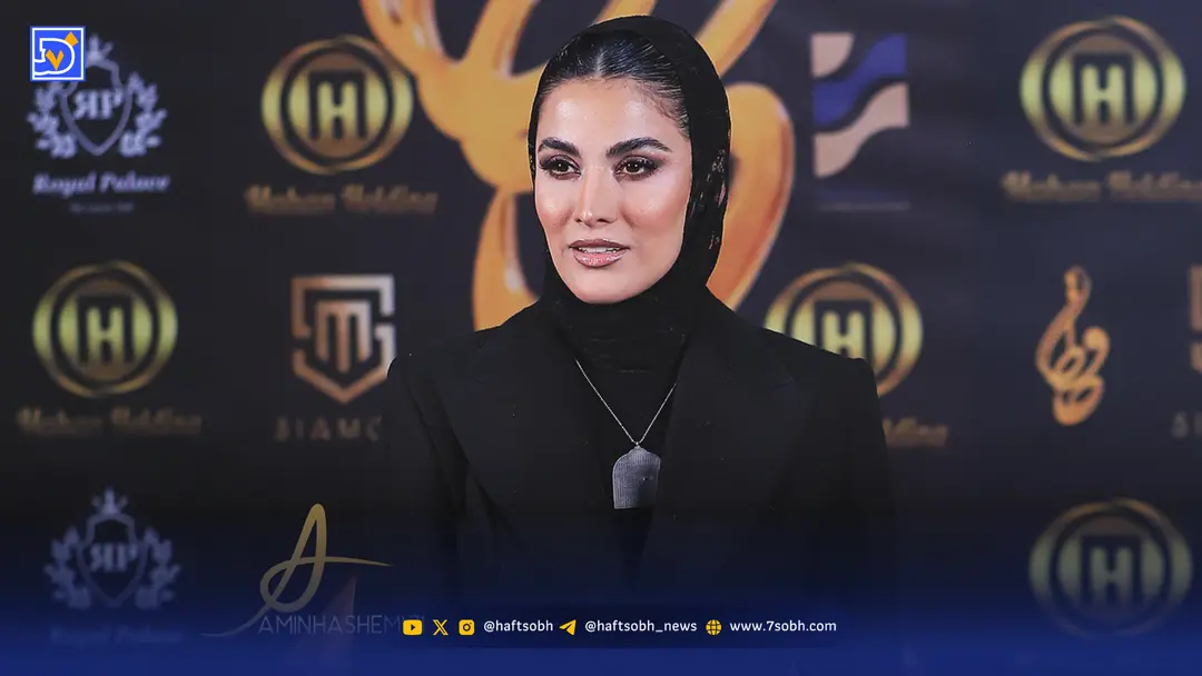 نگاه روز | استایل کلاسیک ریحانه رضی در جشن حافظ