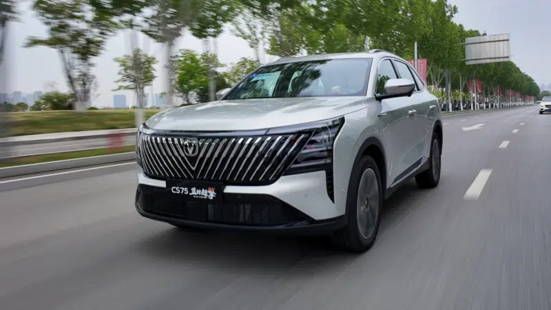 چانگان CS75 پلاس هیبرید معرفی شد / گزینه جذاب برای بازار ایران + تصاویر