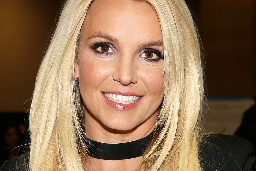 بریتنی اسپیرز می‌گوید با این خانواده‌اش «شانس آورده که زنده است»