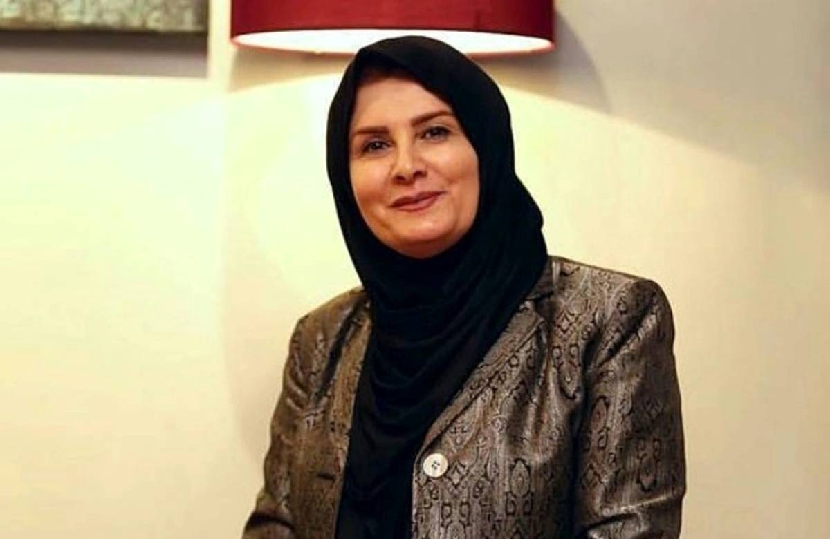 تصویری از دورهمی گیتی خامنه و چند مجری زن صداوسیما