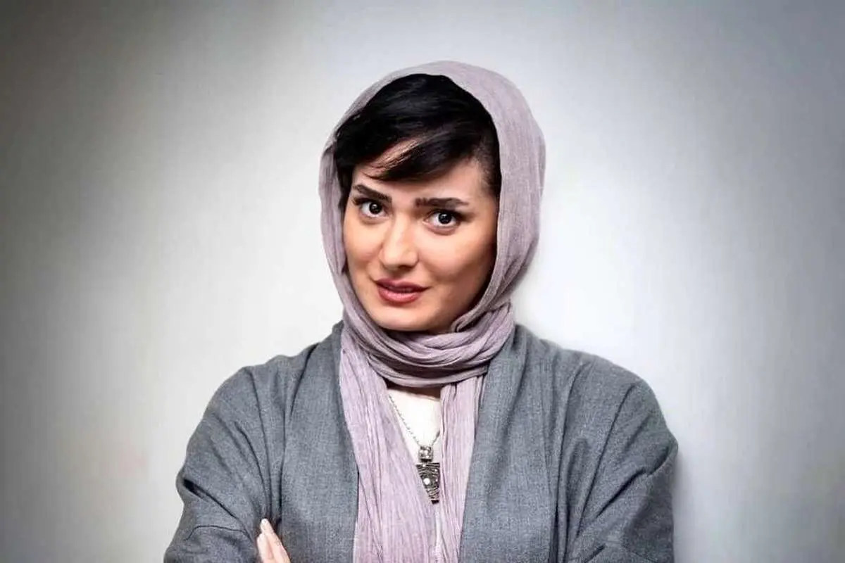 عکس| استایل جذاب مینا وحید بازیگر کلاغ در ترکیه