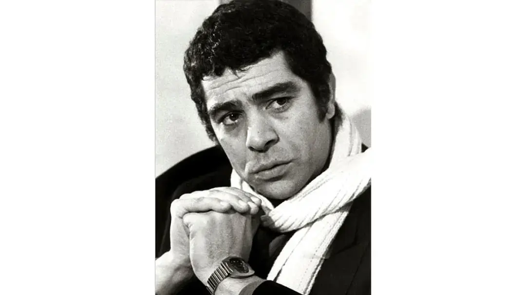 سفر در زمان| استایل ورزشکاری «بهروز وثوقی» در حال سوارکاری در 36 سالگی؛ سال 1352