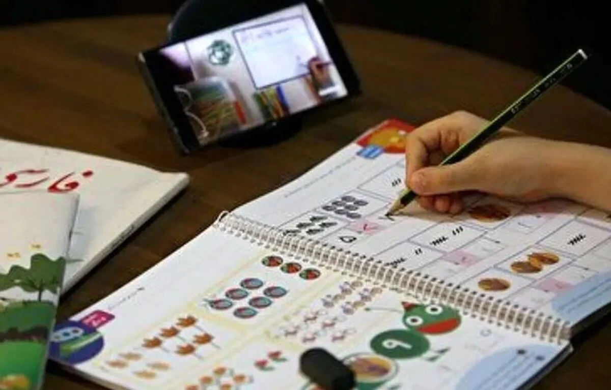 آخرین اخبار از نحوه برگزاری امتحانات دانش‌آموزان/ آیا سال تحصیلی طولانی‌تر می‌شود؟