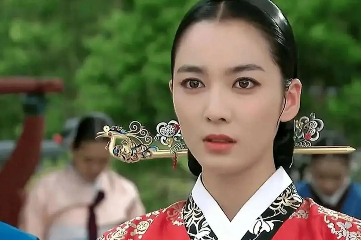 «بانو جانگ» سریال دونگیی از نوزادی تا نوجوانی