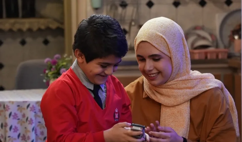 بیوگرافی آرتین کاشانی امیرعلی سریال صفا با خانواده