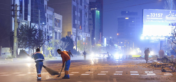 دیشب جمعه 19 دی، در اعتراضات در تهران و دیگر شهرها چه گذشت؟