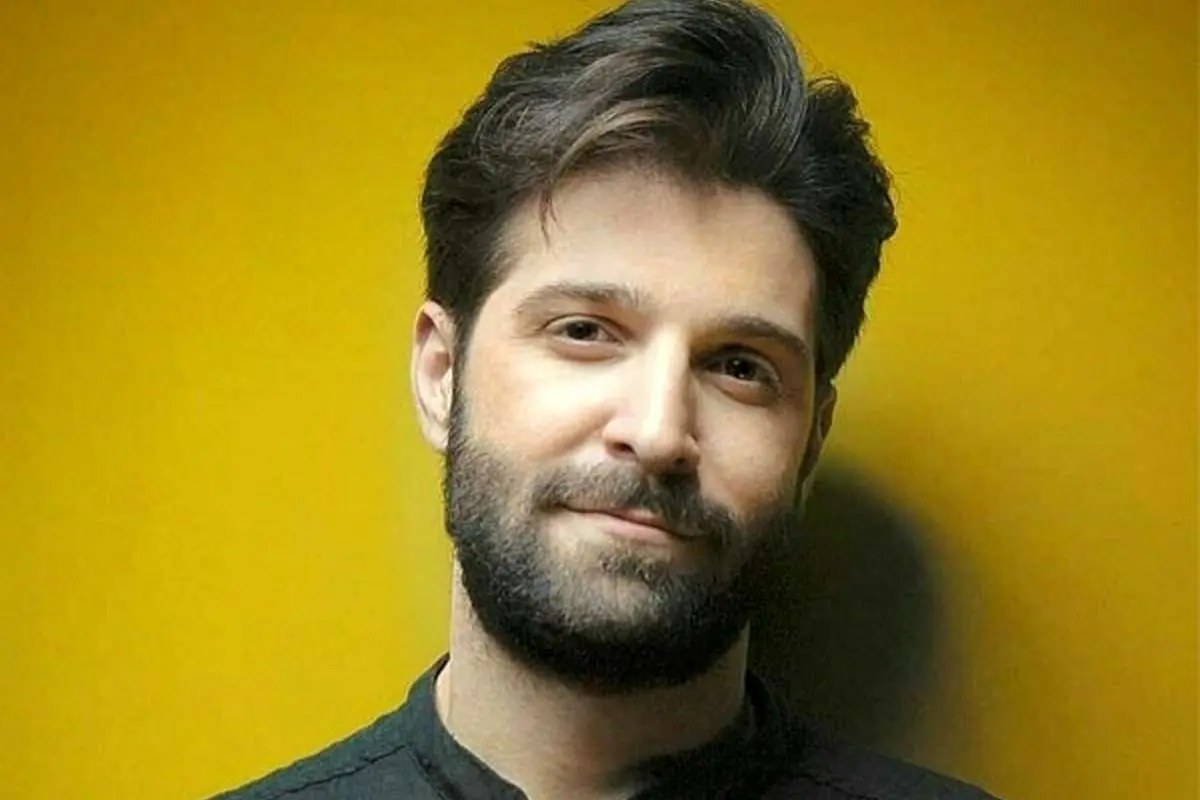 گریه هواداران حمید هیراد در مراسم تشییع او