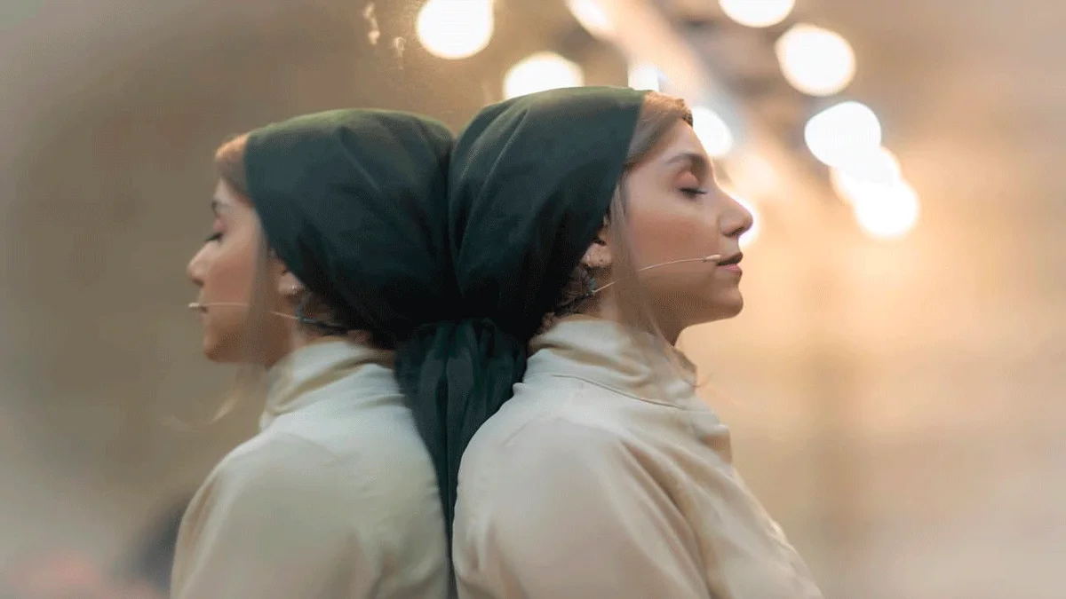 سفر در زمان | استایل شیک و مجلسی «نازنین بیاتی» در جشن حافظ