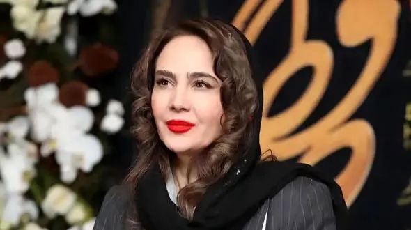 عکسی دیده نشده از دوران نوجوانی نگین صدق گویا در دهه ۷۰