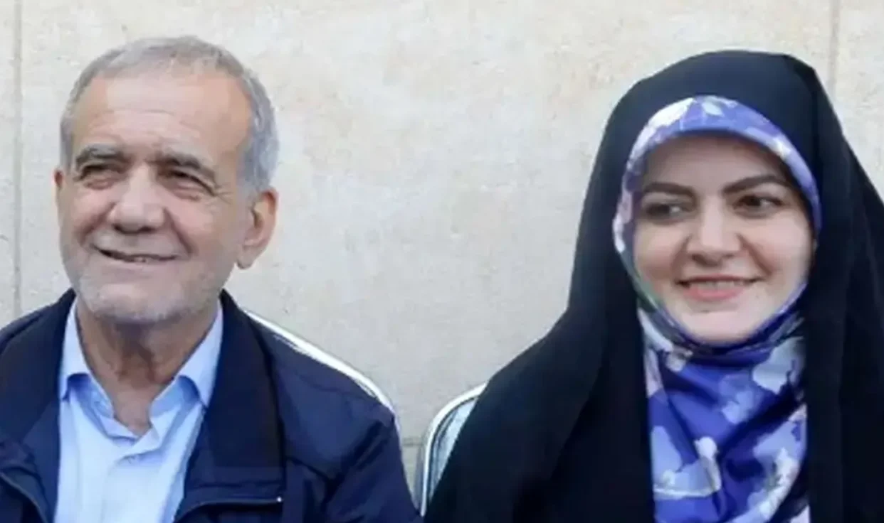 عکس؛ سفر به تاریخ؛ «زهرا، دختر پزشکیان» در کنار «زینب، دختر سردار سلیمانی» در بیت رهبری