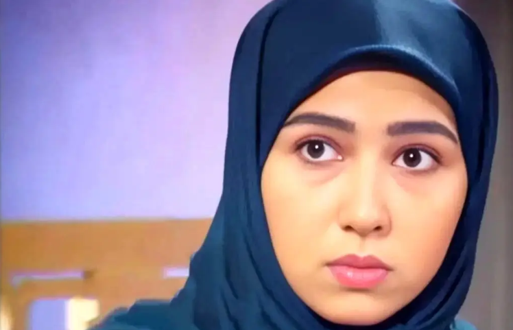 چیدمان شاهانه و شیک منزل معصومه کریمی، همسر مهران غفوریان در سریال «زیر آسمان شهر»