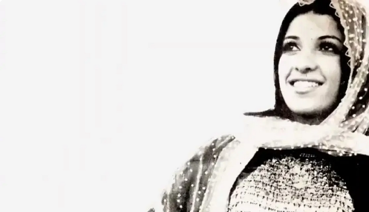 عکس| سفر در زمان؛ چهره «پونه» خواننده قبل انقلاب در 64 سالگی؛ سال 97