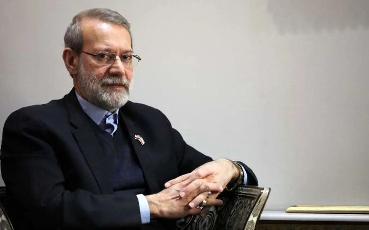 سفر در زمان | عکس دیده نشده از شهید «علی لاریجانی» به همراه فرزندان اش در مازندران + عکس