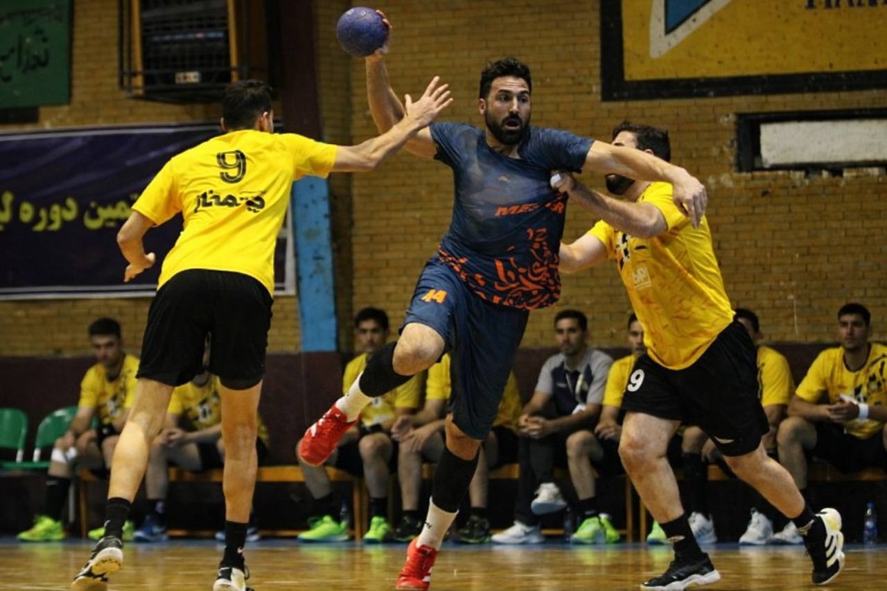 مس، صدرنشین لیگ برتر هندبال مردان/ صعود استقلال به رده دوم